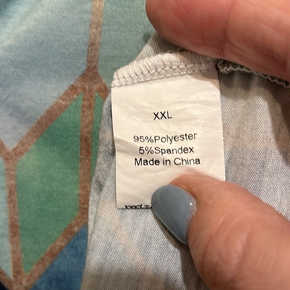 Women’s V-Neck Polo - XXL - Picture 4 of 4